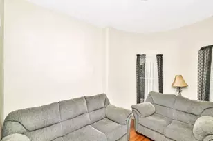 25 Barry St, Boston, MA 02125 - Photo 6