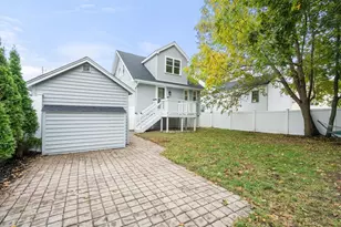 63 Willow Ave, Quincy, MA 02170 - Photo 32
