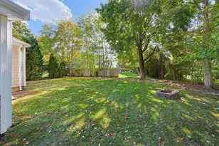 51 Robin, Somerset, MA 02726 - Photo 38