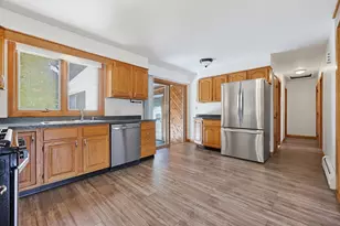 51 Robin, Somerset, MA 02726 - Photo 18