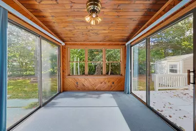 51 Robin, Somerset, MA 02726 - Photo 20