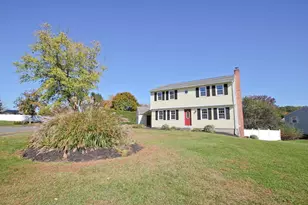 9 Stony Hill Rd, Agawam, MA 01030 - Photo 2