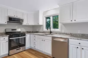 7 Bayberry Ln, Salisbury, MA 01952 - Photo 8