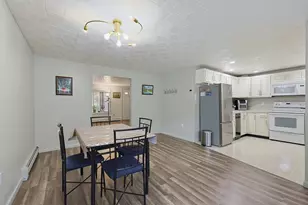 14 Anderson Way, Malden, MA 02148 - Photo 8
