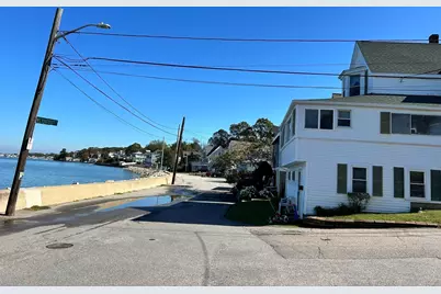 27 Fore River Ave, Weymouth, MA 02191 - Photo 2