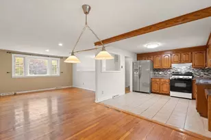 7 Heath Rd, Easton, MA 02375 - Photo 4