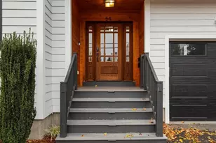 54 Pleasant St, Medford, MA 02155 - Photo 4