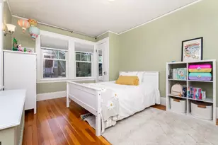 384 Winthrop St, Medford, MA 02155 - Photo 14