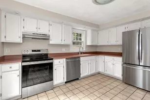 98 Miller St, Franklin, MA 02038 - Photo 12
