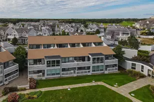 94 Shore Dr W, Mashpee, MA 02649 - Photo 16