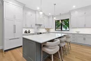 10 Central Ave, Newton, MA 02460 - Photo 2