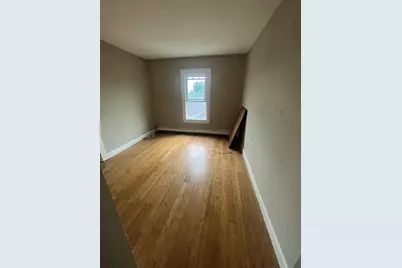 10 Rockdale Ave, Lowell, MA 01854 - Photo 26