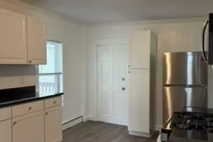 10 Rockdale Ave, Lowell, MA 01854 - Photo 10