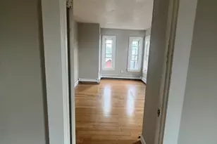 10 Rockdale Ave, Lowell, MA 01854 - Photo 28