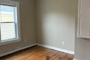10 Rockdale Ave, Lowell, MA 01854 - Photo 14