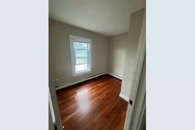 10 Rockdale Ave, Lowell, MA 01854 - Photo 24