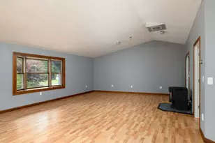 442 Rawson St, Leicester, MA 01524 - Photo 20