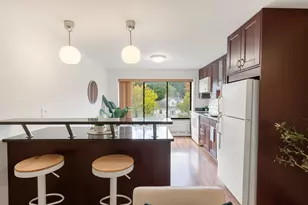 128 Pleasant St, Arlington, MA 02476 - Photo 12