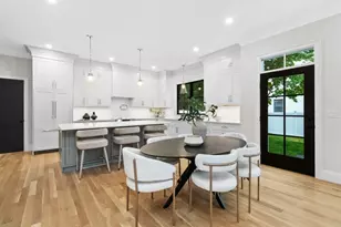 10 Central Ave, Newton, MA 02460 - Photo 4