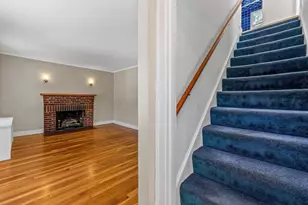 15 Bryant Rd, Boston, MA 02132 - Photo 10
