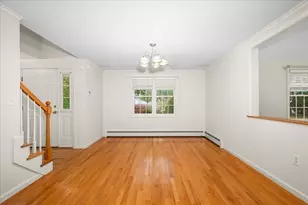 2 Gwen Dr, Auburn, MA 01501 - Photo 8