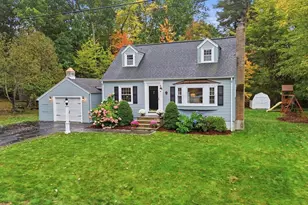 21 Curve St, Bedford, MA 01730 - Photo 34