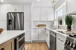 122 Woodruff Ave, Medford, MA 02155 - Photo 2