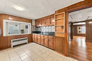 125 Maywood St, Worcester, MA 01603 - Photo 10