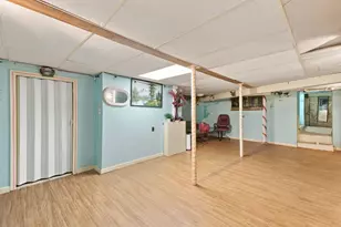 125 Maywood St, Worcester, MA 01603 - Photo 34