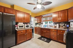 169 Forest Park Ave, Springfield, MA 01108 - Photo 18