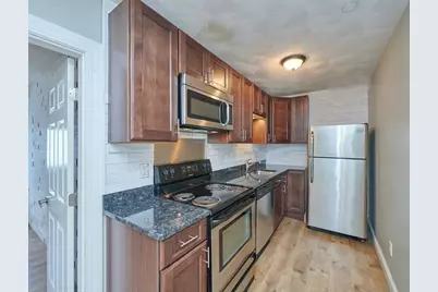 132 Dolphin Ave #3, Revere, MA 02151 - Photo 2