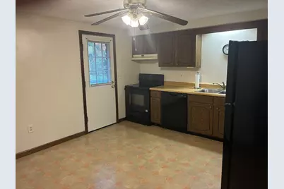 140-142 Bourne Street, Palmer, MA 01080 - Photo 6