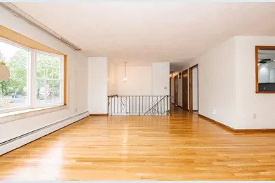 31 Towne Crest Drive, Stoneham, MA 02180 - Photo 8