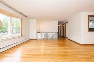 31 Towne Crest Dr, Stoneham, MA 02180 - Photo 8