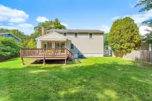 21 Tanglewood Rd, Needham, MA 02494 - Photo 2