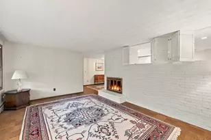 8 Trinity St, Danvers, MA 01923 - Photo 18