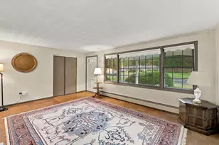8 Trinity St, Danvers, MA 01923 - Photo 14