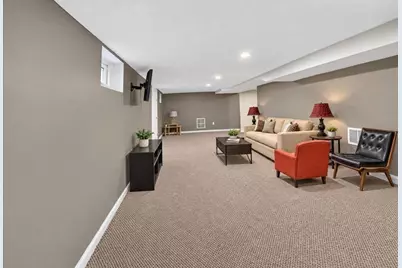 25 Ridgeway Circle, Springfield, MA 01118 - Photo 22