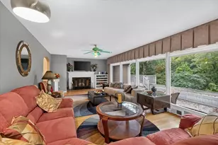 25 Ridgeway Cir, Springfield, MA 01118 - Photo 10