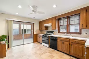 126 Belmont St, Quincy, MA 02170 - Photo 10