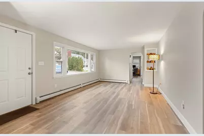 7 Moonbeam Ave., Chelmsford, MA 01824 - Photo 4