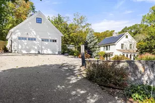 108 Kilby St, Hingham, MA 02043 - Photo 24