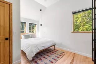 108 Kilby St, Hingham, MA 02043 - Photo 14