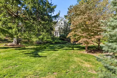 108 Kilby St, Hingham, MA 02043 - Photo 30