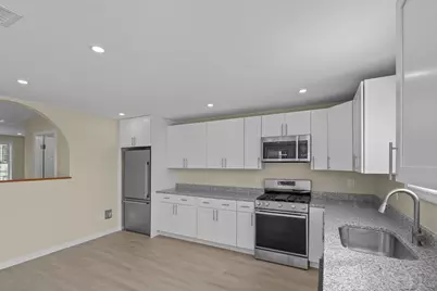 25 Lebanon St #D, Fall River, MA 02723 - Photo 2