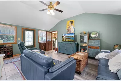 548 Plymouth St, East Bridgewater, MA 02333 - Photo 18