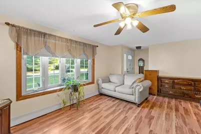 37 Donna Dr, Plymouth, MA 02360 - Photo 6