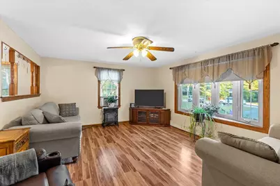37 Donna Dr, Plymouth, MA 02360 - Photo 8