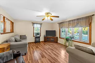 37 Donna Dr, Plymouth, MA 02360 - Photo 8