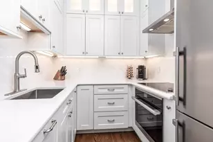 461 Beacon St, Boston, MA 02115 - Photo 2